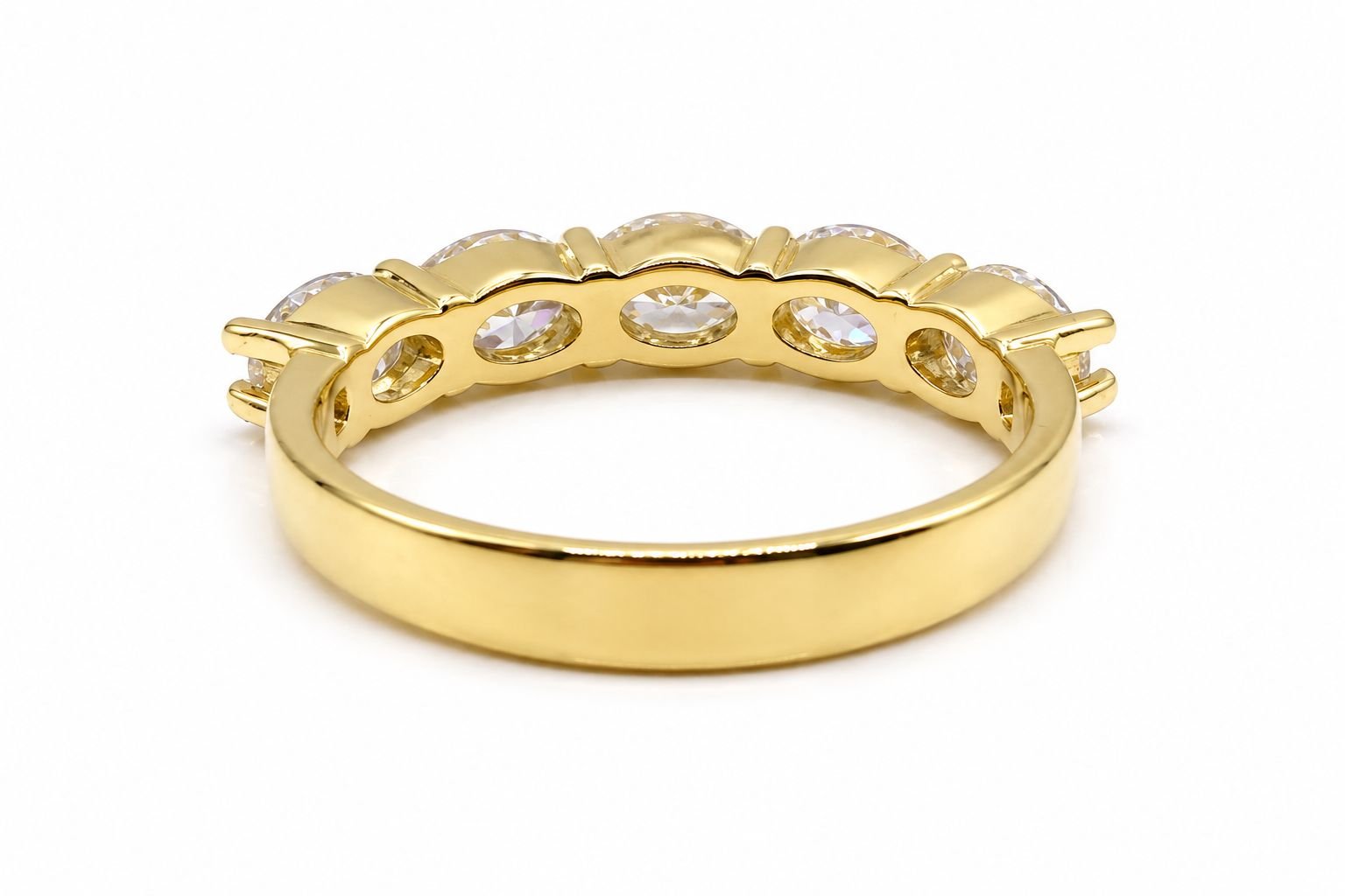 OVAL ROUND RING